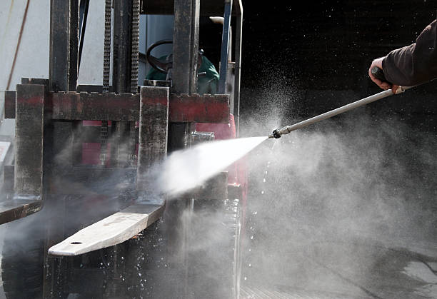Best Parking Lot Cleaning in Pomona, CA